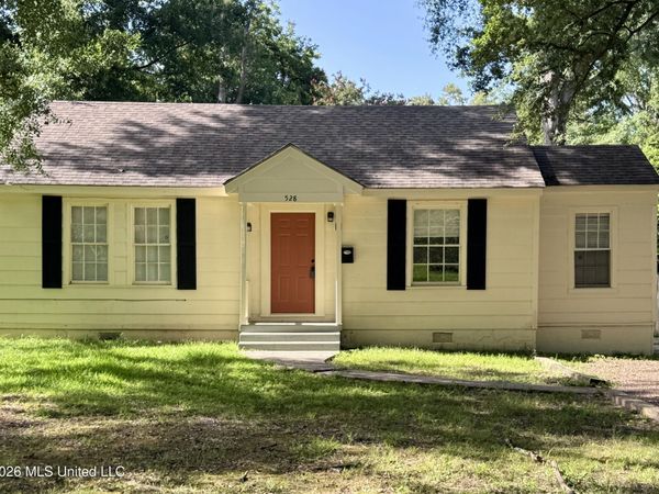 528 Woodbury Road, Jackson, MS 39206