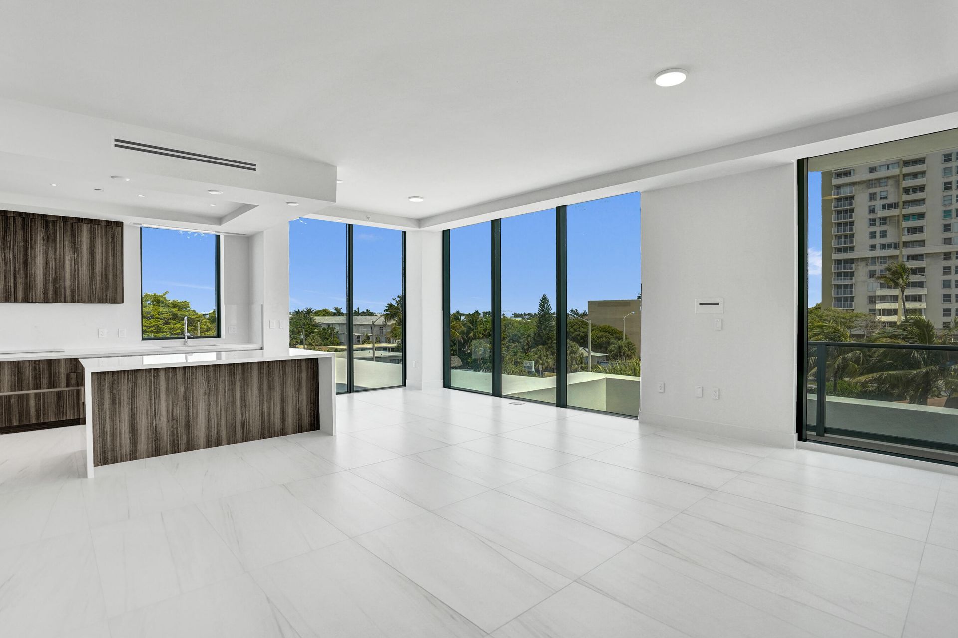 305 Briny Avenue, Unit 306, Pompano Beach, FL 33062 Photo