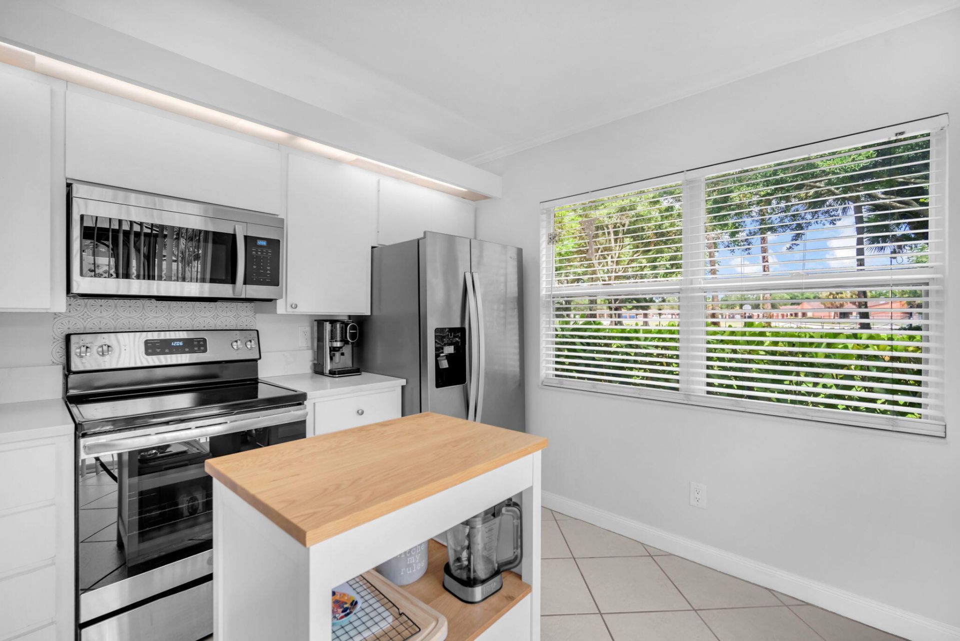 1805 Middleton Way, West Palm Beach, FL 33409 Photo