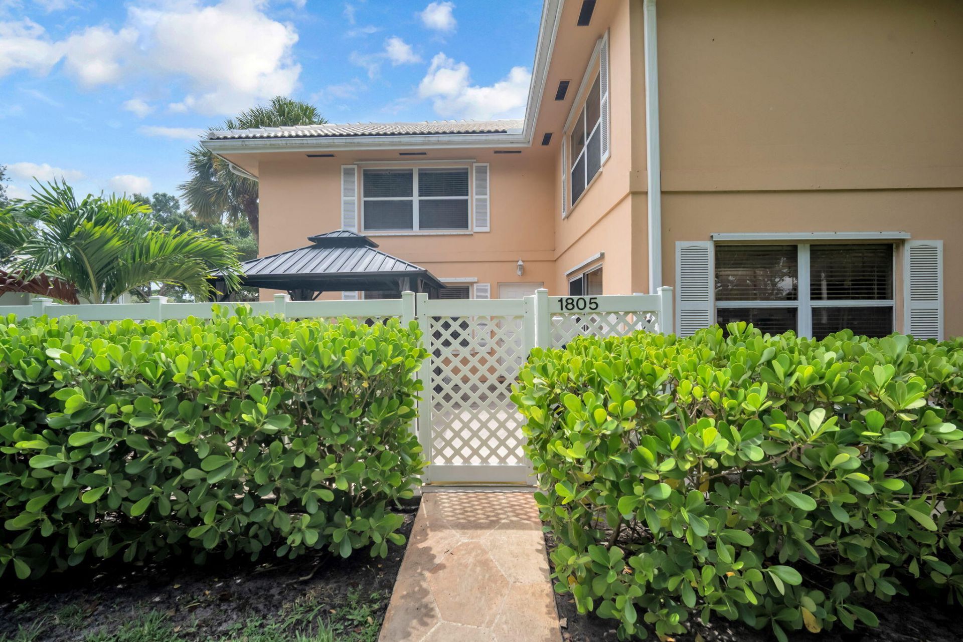 1805 Middleton Way, West Palm Beach, FL 33409 Photo