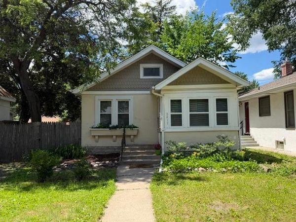 3411 Queen Avenue N, Minneapolis, MN 55412