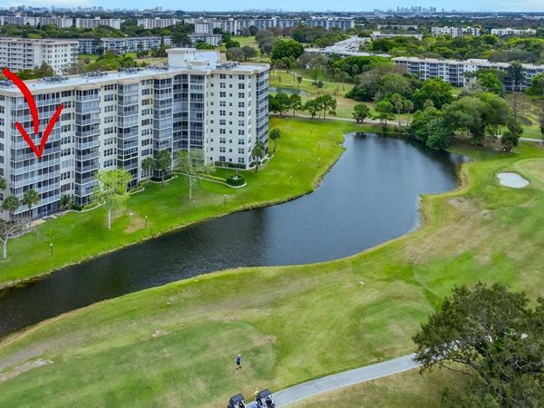 3507 Oaks Way, Unit 501, Pompano Beach, FL 33069