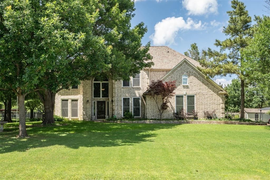 3933 Bordeaux Circle, Flower Mound, TX 75022 Main Photo