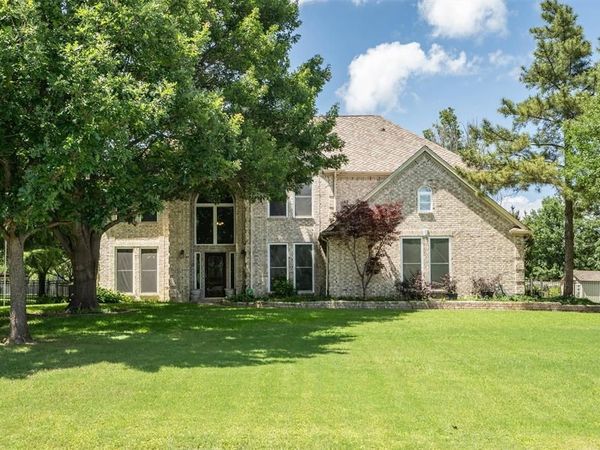 3933 Bordeaux Circle, Flower Mound, TX 75022