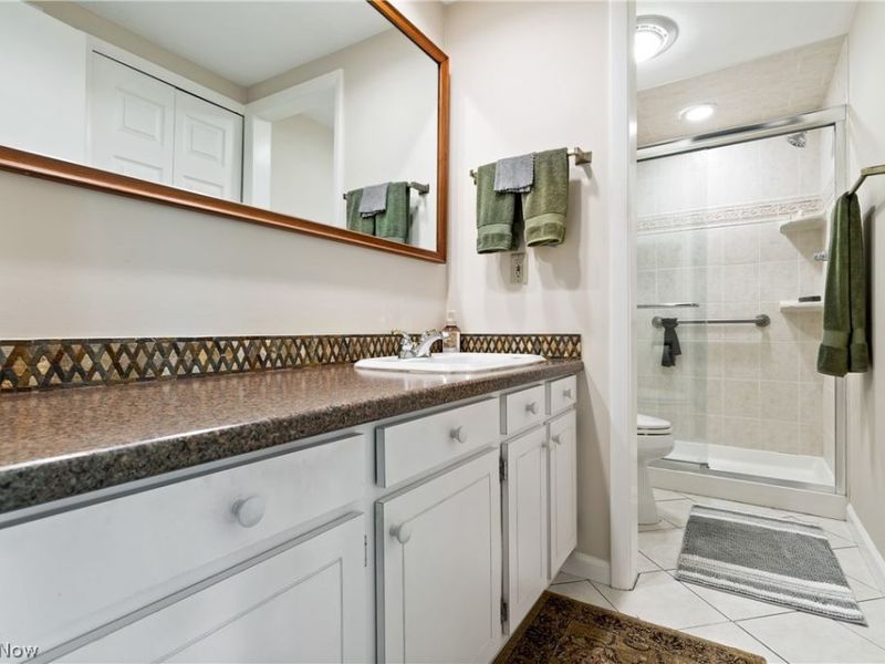 731 Creekside Drive, Unit 38, Aurora, OH 44202 Photo 18
