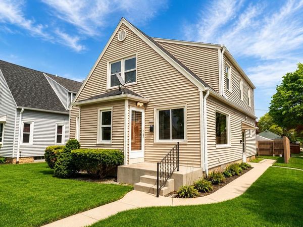 3180 S 41st STREET, Milwaukee, WI 53215