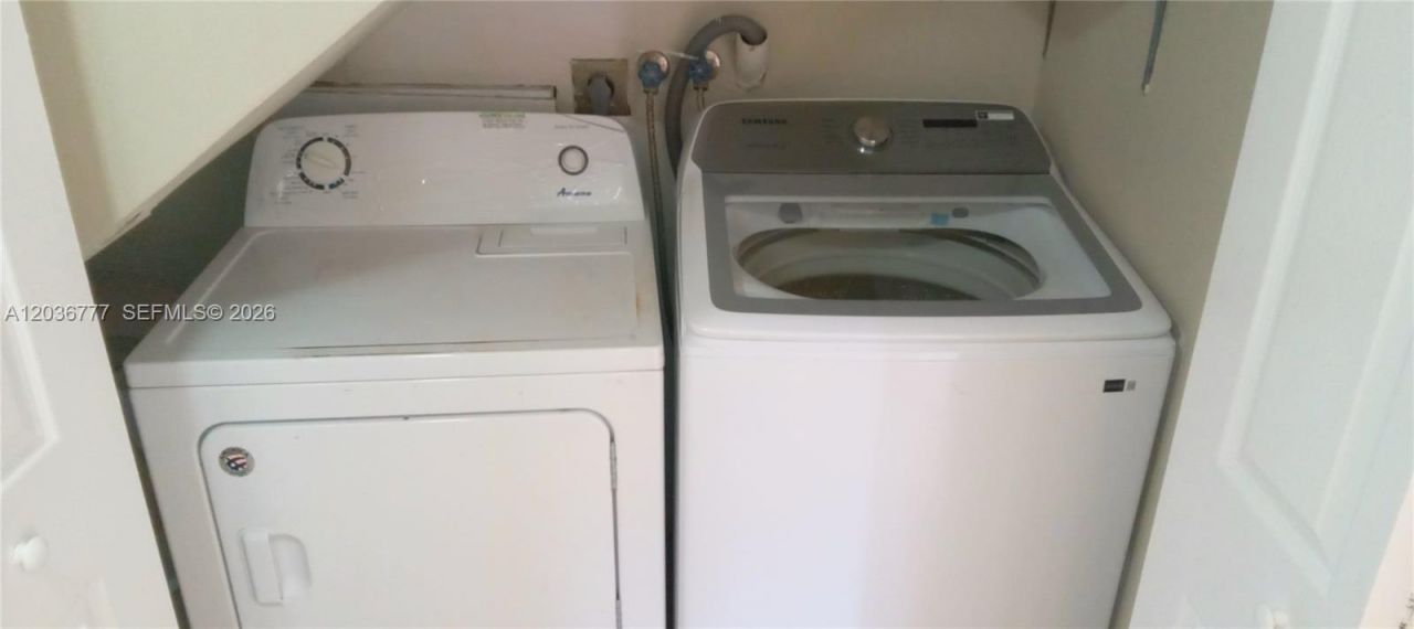 3841 Victoria Dr, Unit 14 D, West Palm Beach, FL 33406 Photo