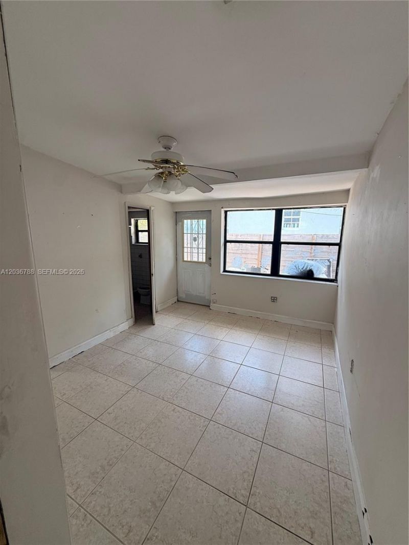 16500 NE 5th Ave, Miami, FL 33162 Photo