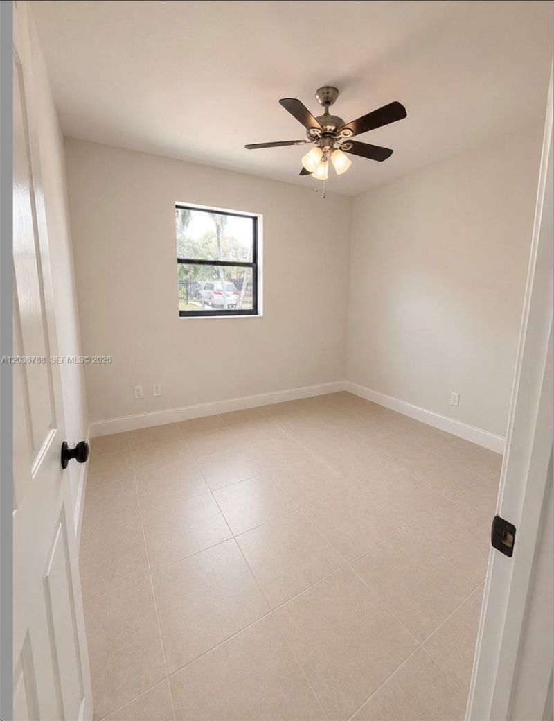 16500 NE 5th Ave, Miami, FL 33162 Photo