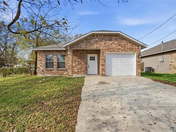 4104 Gordon Street, Greenville, TX 75401