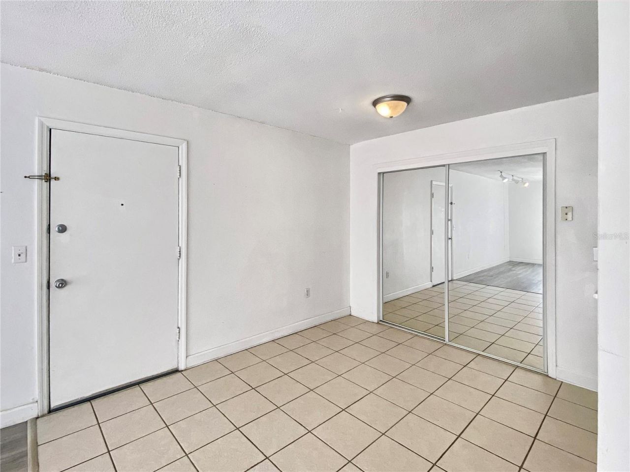 1700 SW 16th Court , Unit P6, Gainesville, FL 32608 Photo