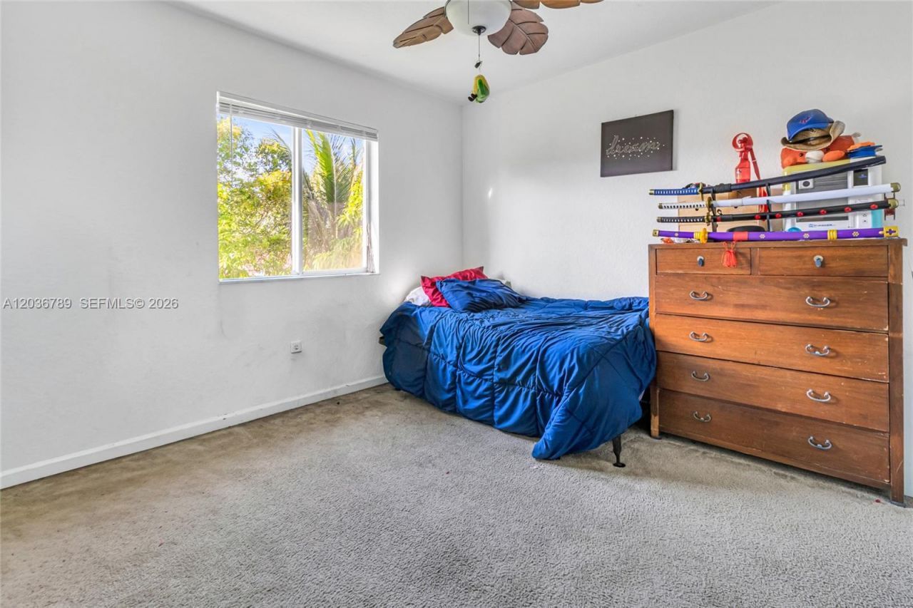 945 NW 206th St, Miami Gardens, FL 33169 Photo