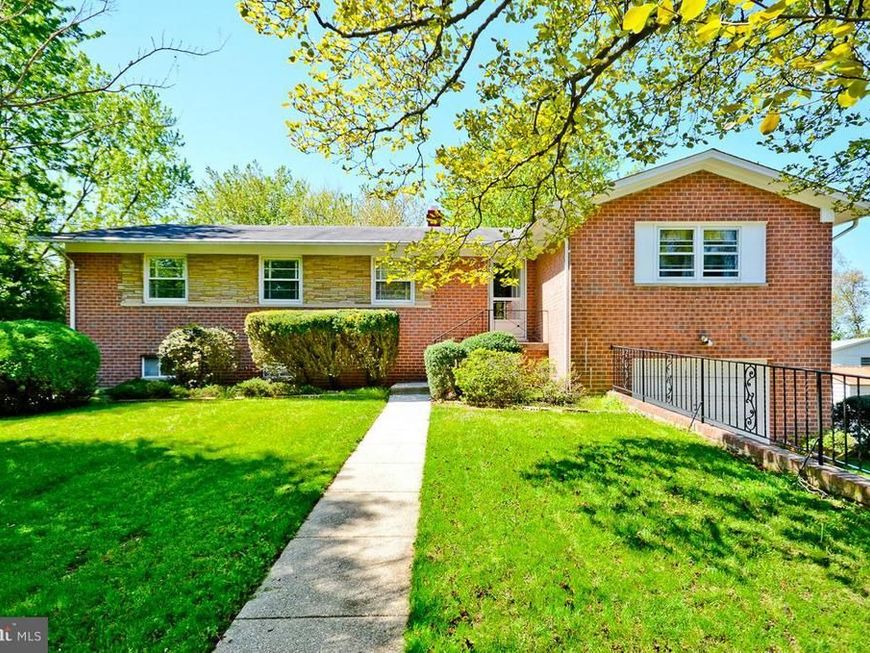 100 Mel Mara Drive, Oxon Hill, MD 20745 Main Photo