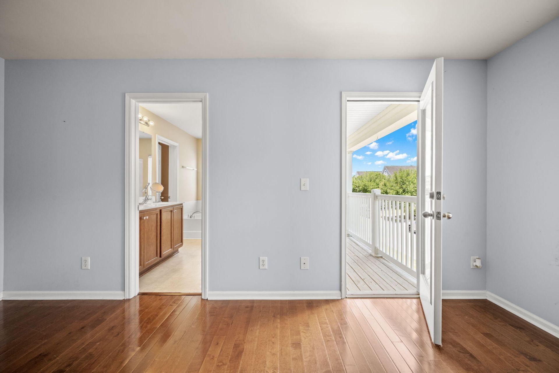 191 Avonshire Drive Photo 16