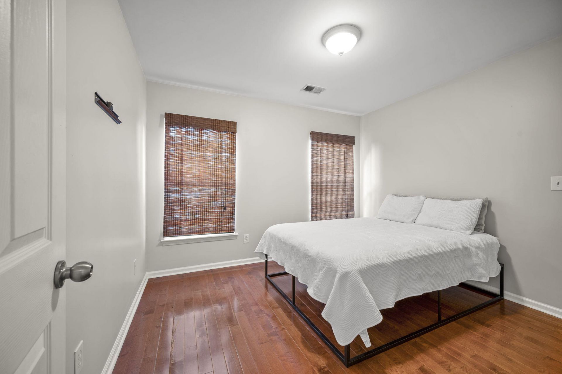 191 Avonshire Drive Photo 19