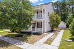 191 Avonshire Drive photo 4