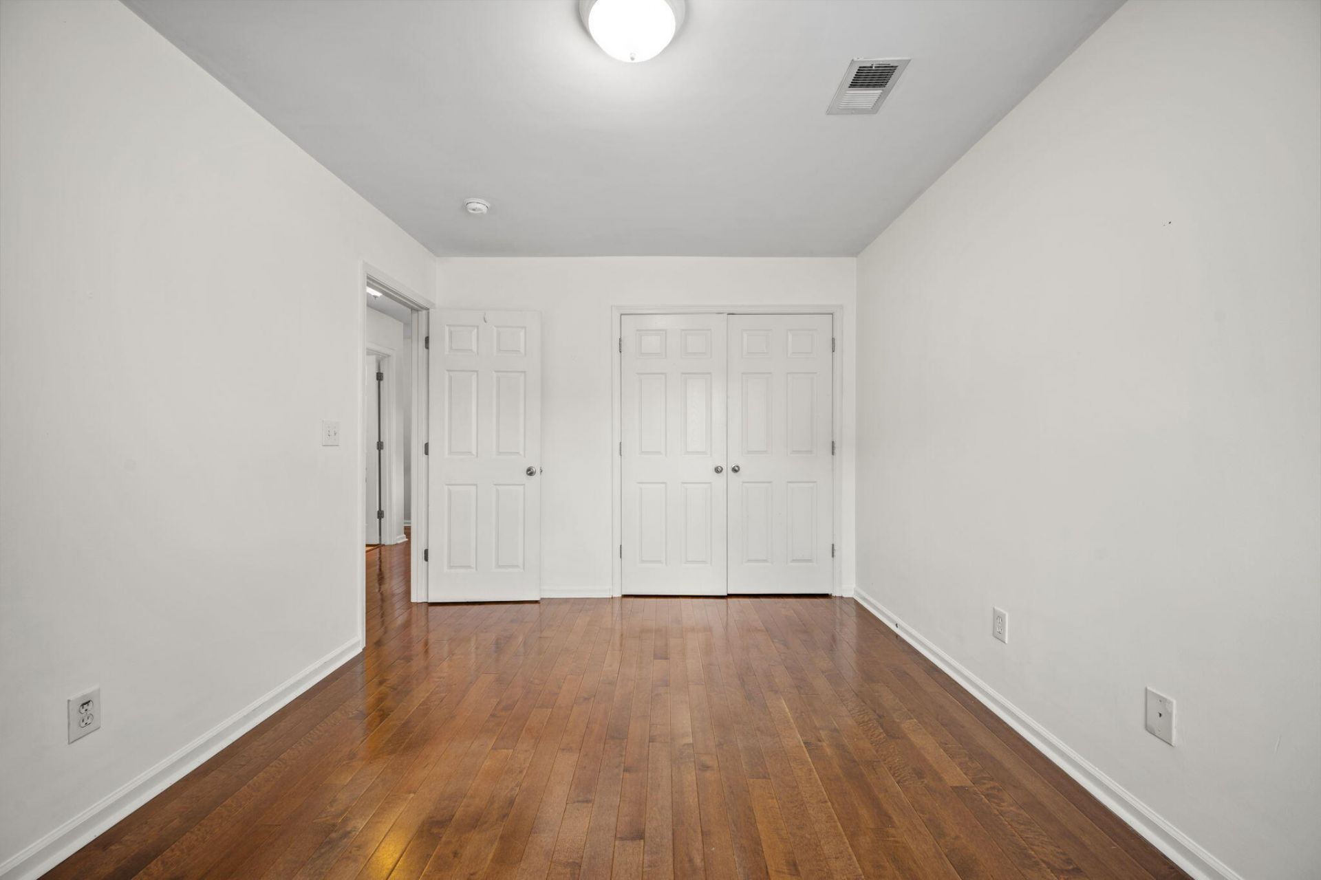 191 Avonshire Drive Photo 21