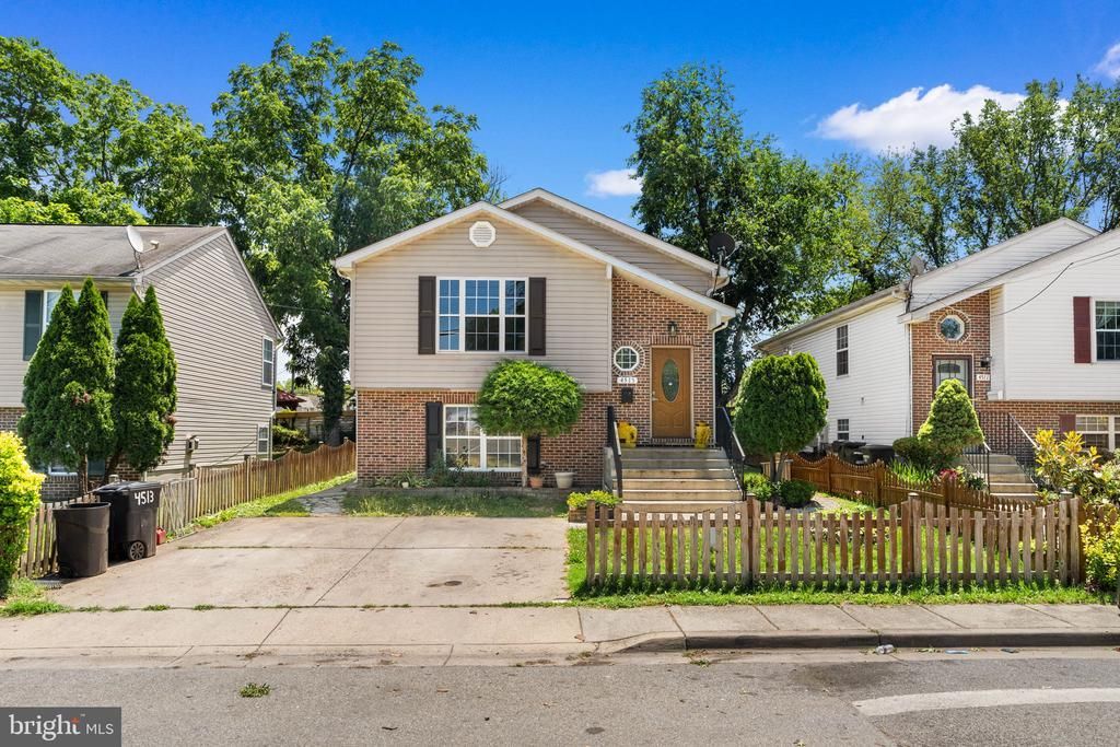 4513 BANNER STREET, BRENTWOOD, MD 20722