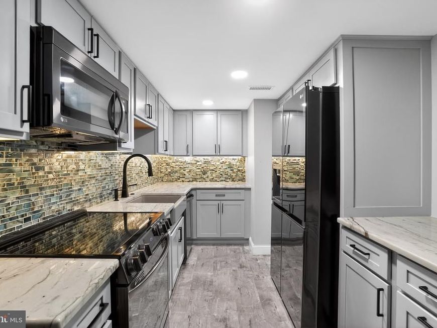 364 Summit House, Unit 364, West Chester, PA 19382 Main Photo