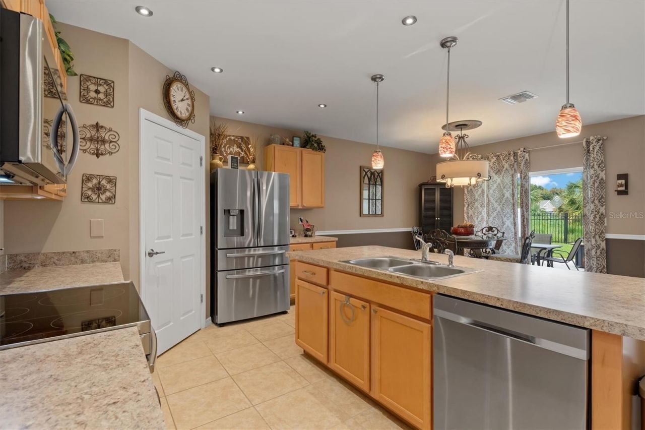 7436 Mikasa Drive, Punta Gorda, FL 33950 Photo
