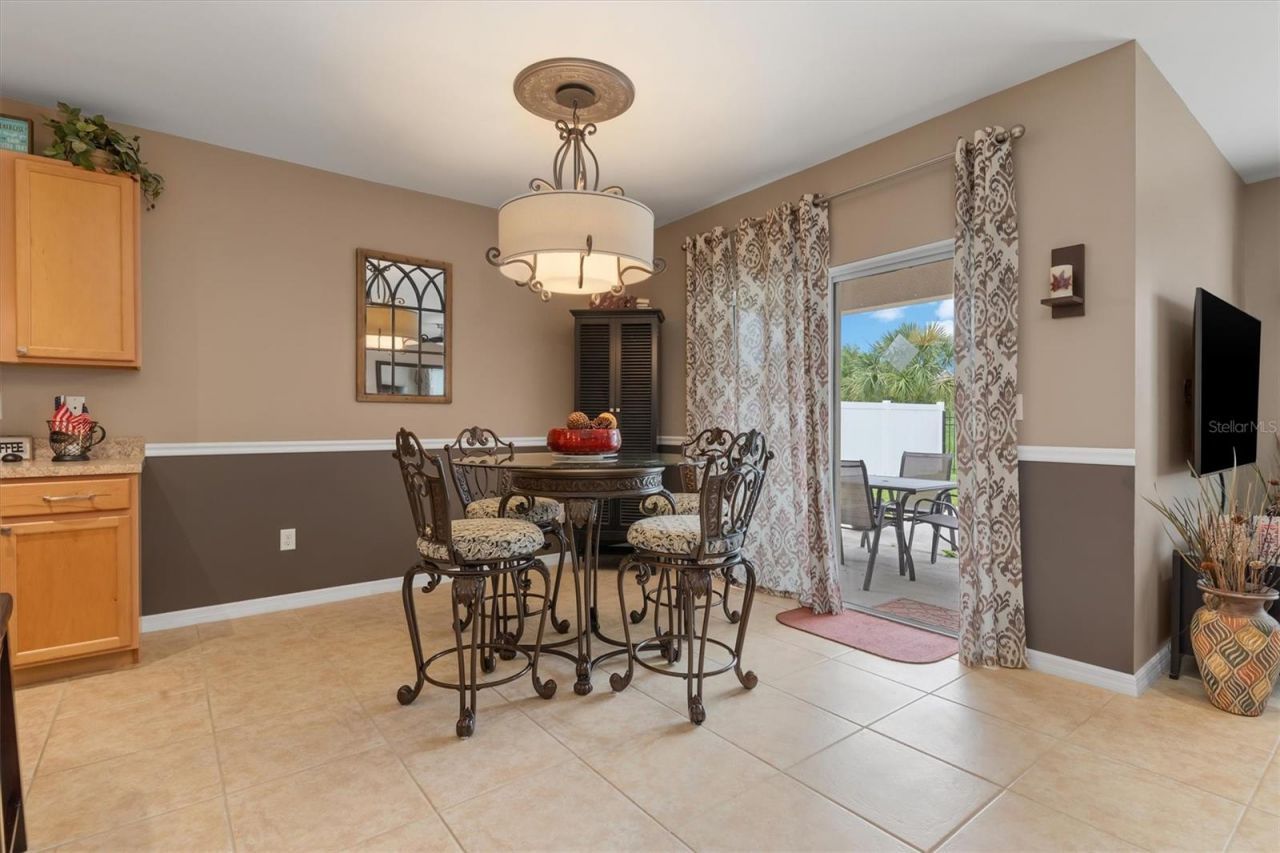7436 Mikasa Drive, Punta Gorda, FL 33950 Photo