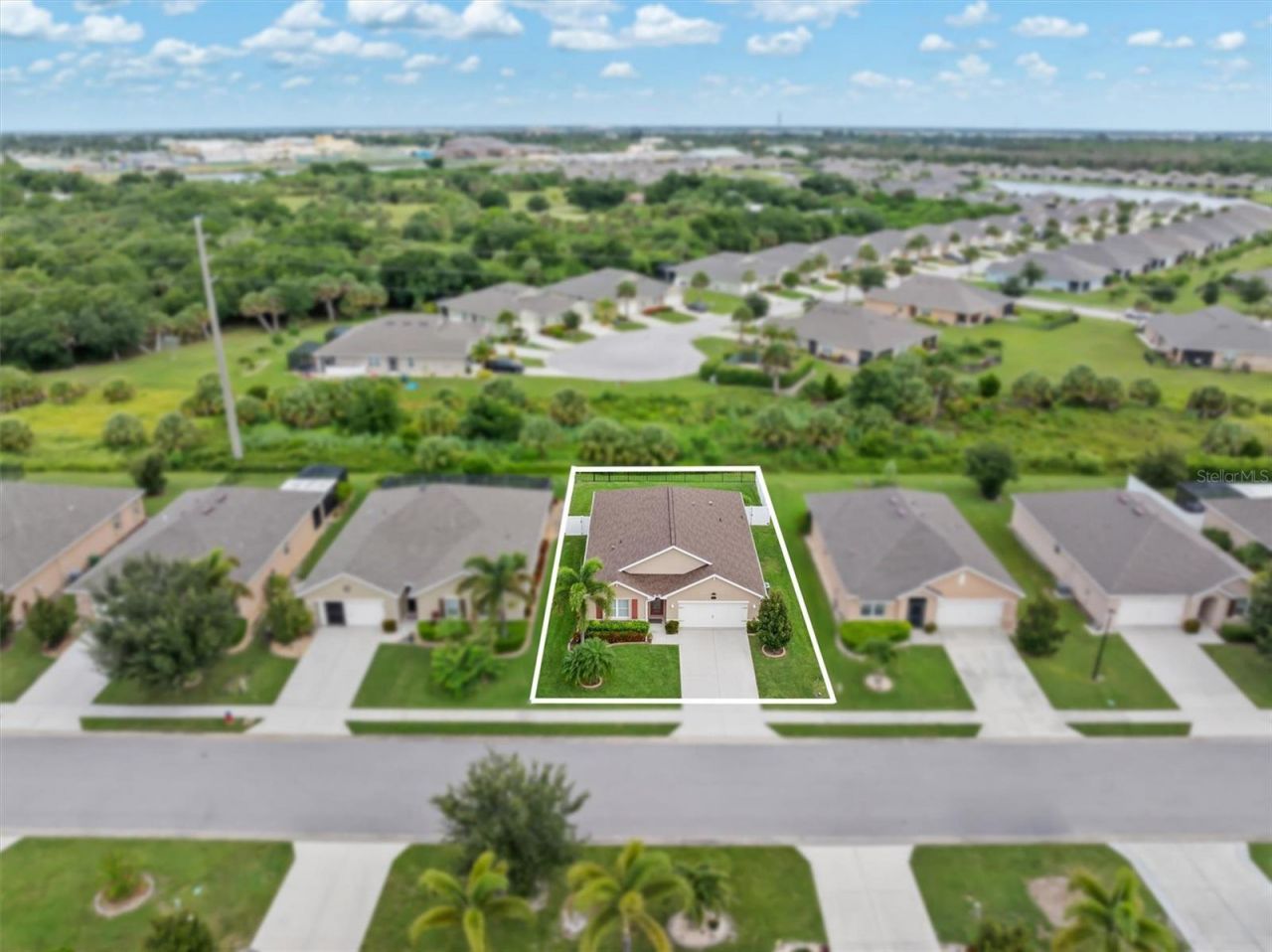 7436 Mikasa Drive, Punta Gorda, FL 33950 Photo
