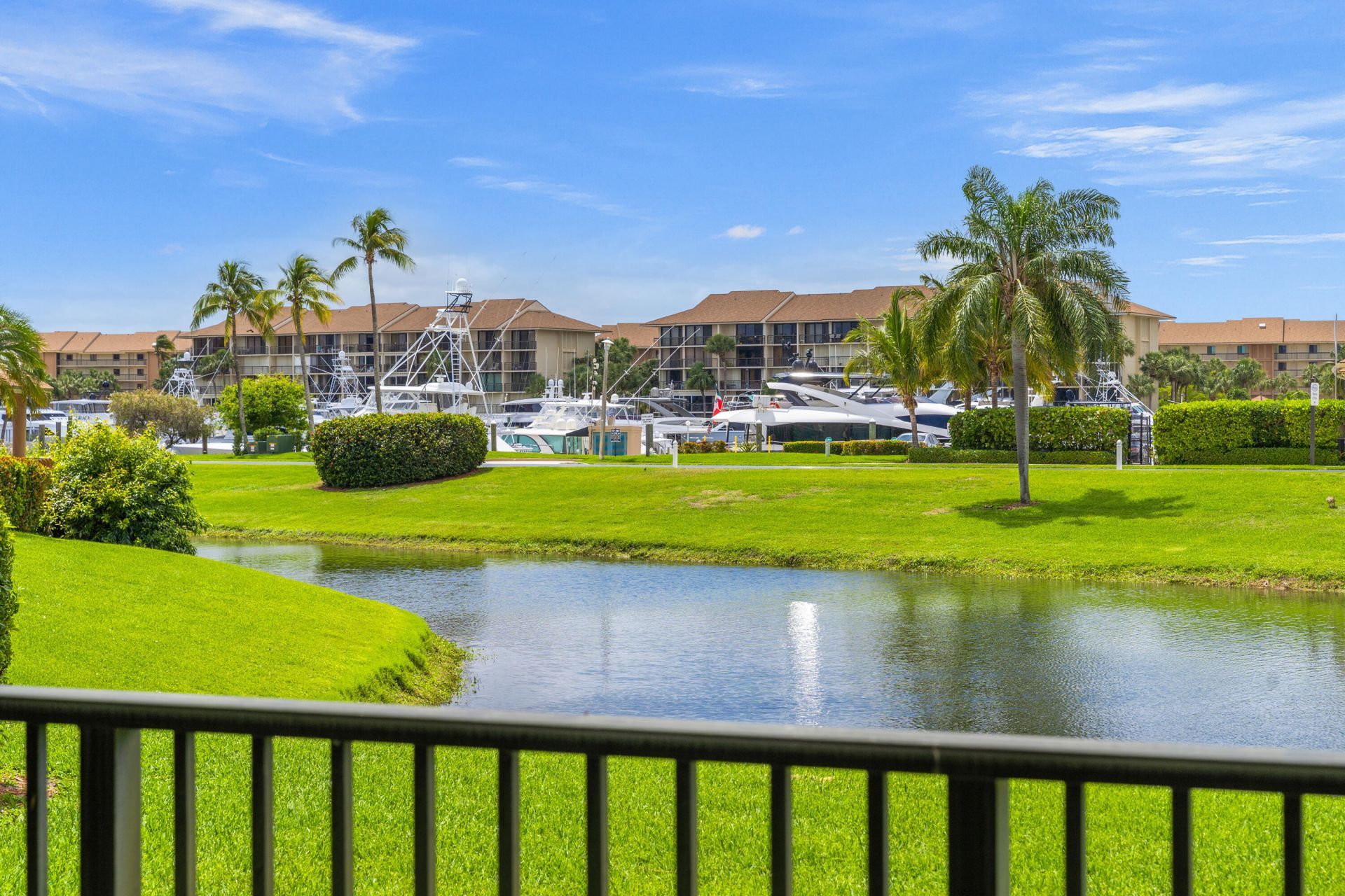 601 Seafarer Circle, Unit 104, Jupiter, FL 33477 Photo