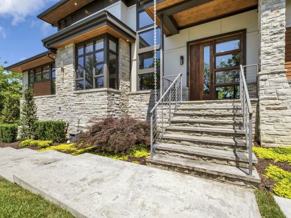 6449 Fleetwood Dr, Nashville, TN 37209