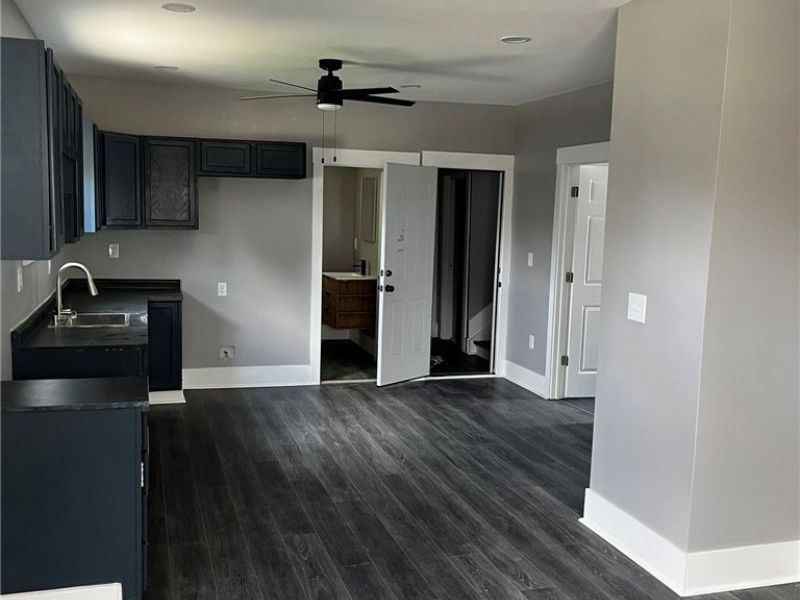 10905 Grandview Avenue, Cleveland, OH 44104 Photo 12
