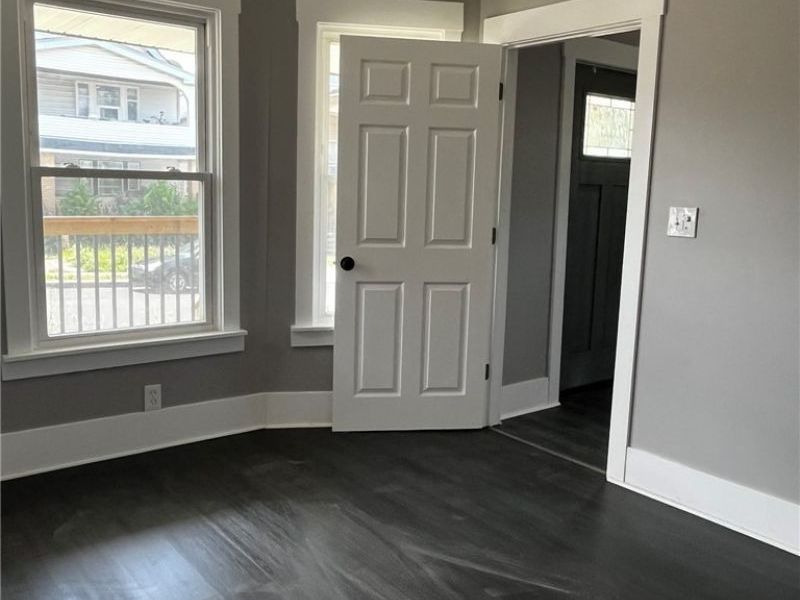 10905 Grandview Avenue, Cleveland, OH 44104 Photo 14