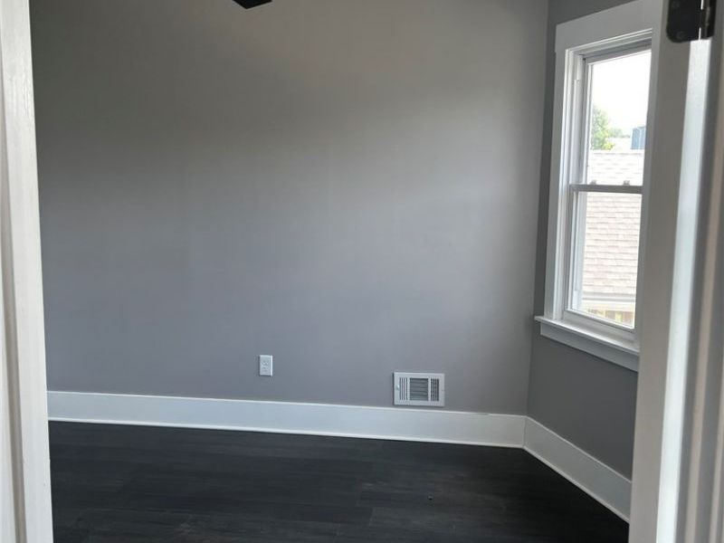 10905 Grandview Avenue, Cleveland, OH 44104 Photo 17