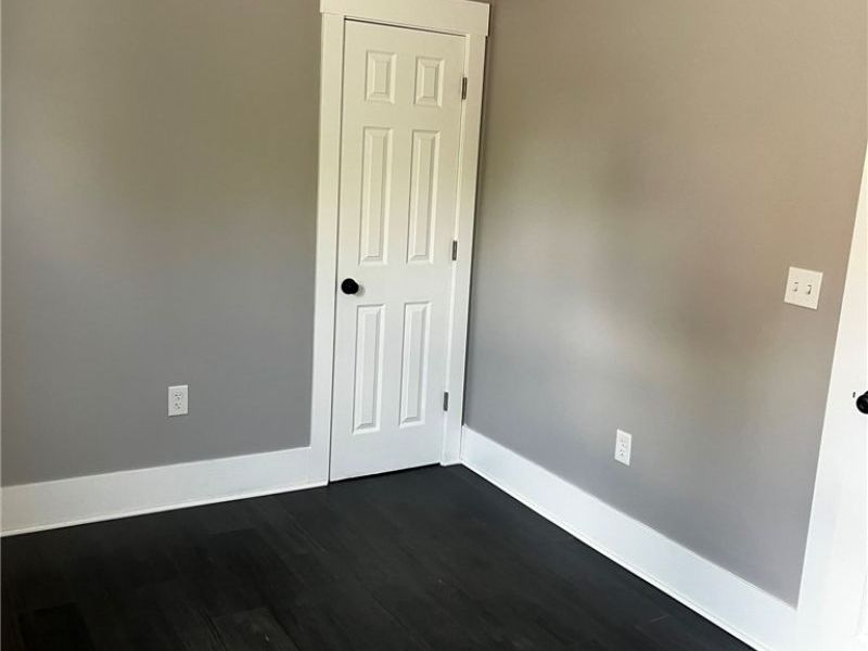 10905 Grandview Avenue, Cleveland, OH 44104 Photo 25