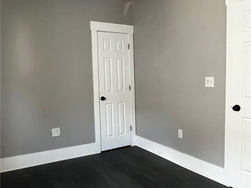 10905 Grandview Avenue, Cleveland, OH 44104 Photo 28