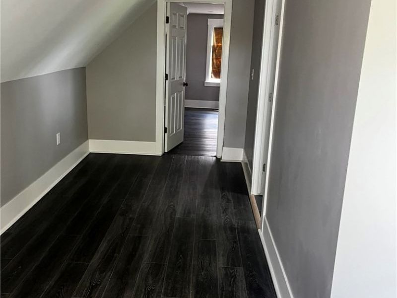 10905 Grandview Avenue, Cleveland, OH 44104 Photo 34