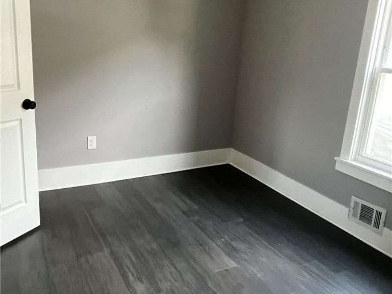 10905 Grandview Avenue, Cleveland, OH 44104 Photo 36