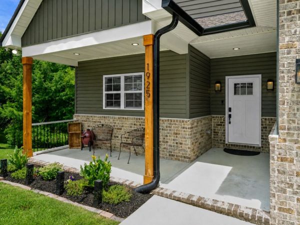 1925 Normerle Dr, Goodlettsville, TN 37072