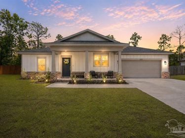6659 Rocky Shores Rd, Milton, FL 32583