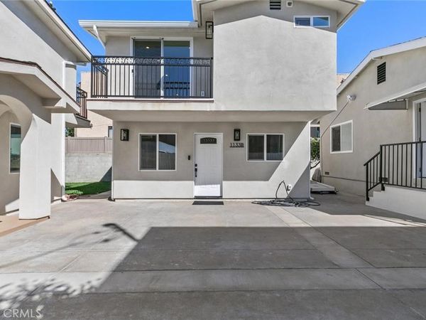 1133 B N Maryland, Glendale, CA 91207