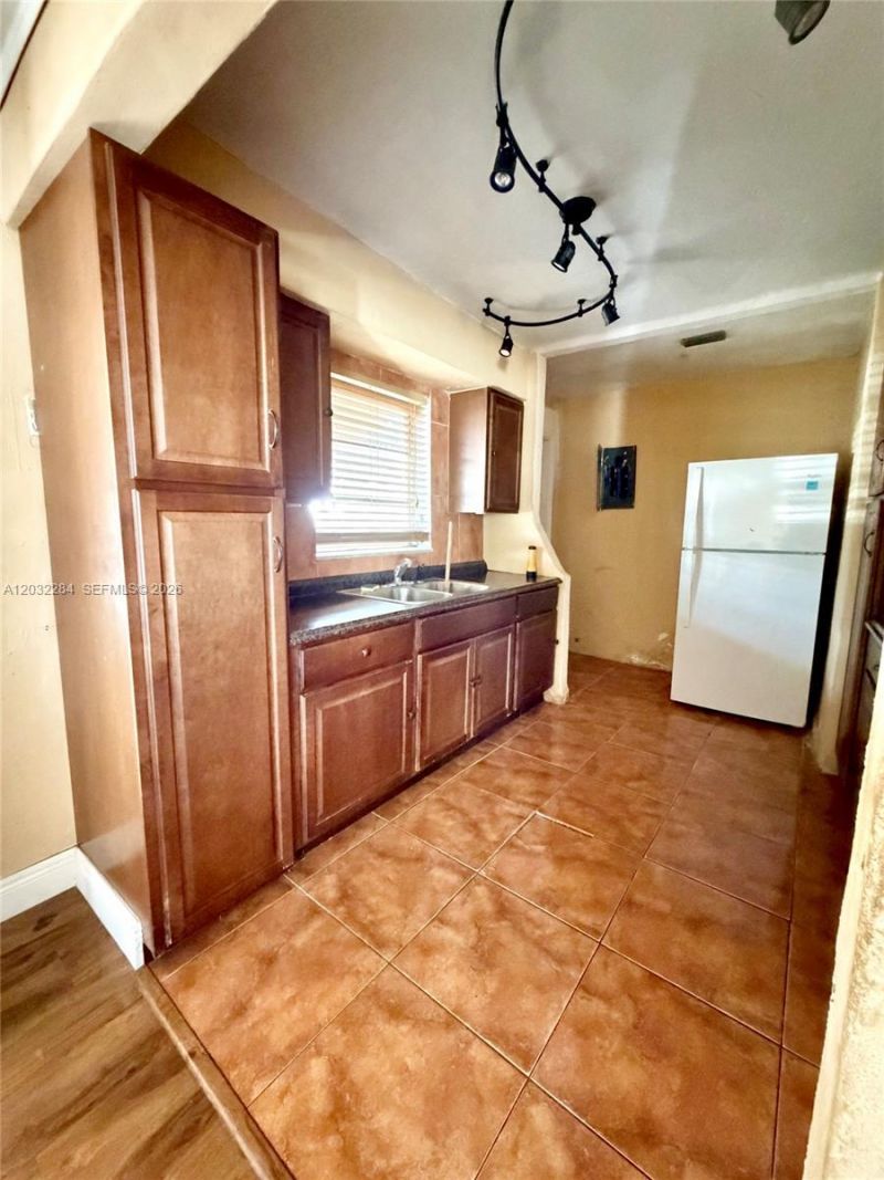 Please Call For Address, Miami, FL 33168 Photo