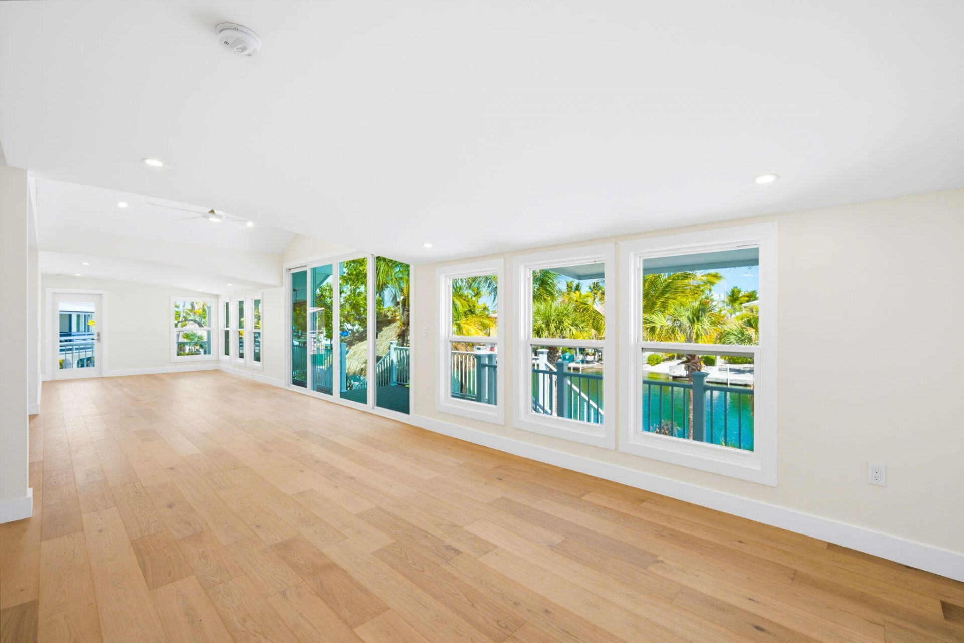 17042 W Starfish Lane, Sugarloaf, FL 33042 Photo