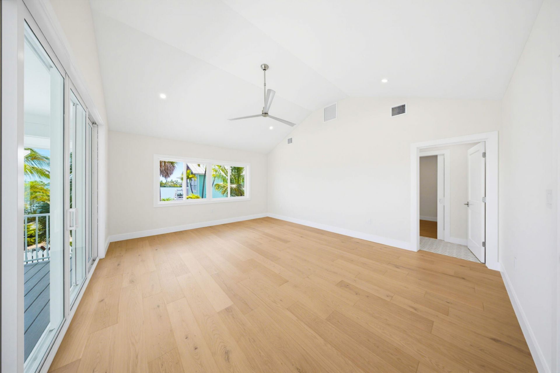 17042 W Starfish Lane, Sugarloaf, FL 33042 Photo