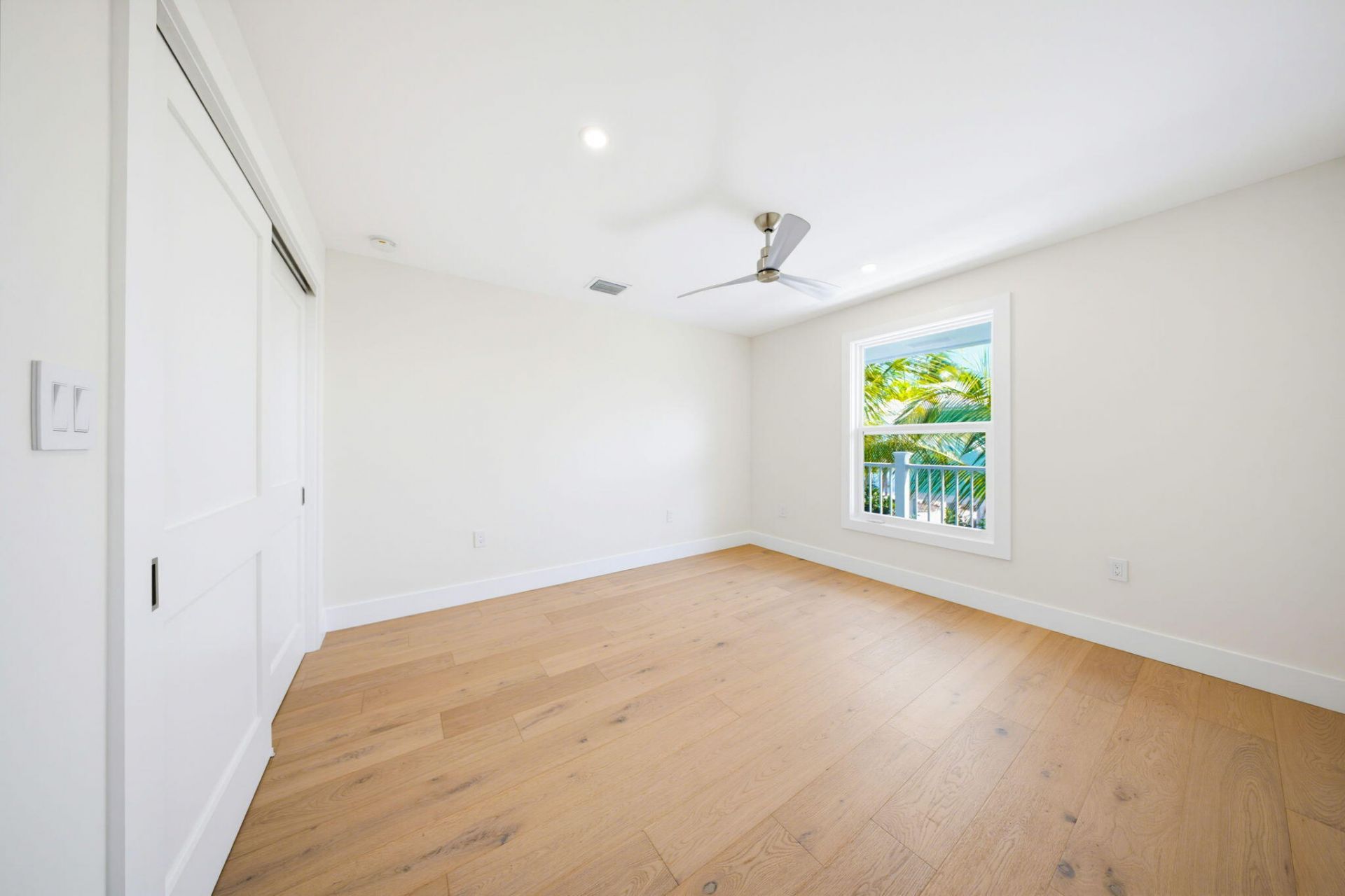 17042 W Starfish Lane, Sugarloaf, FL 33042 Photo