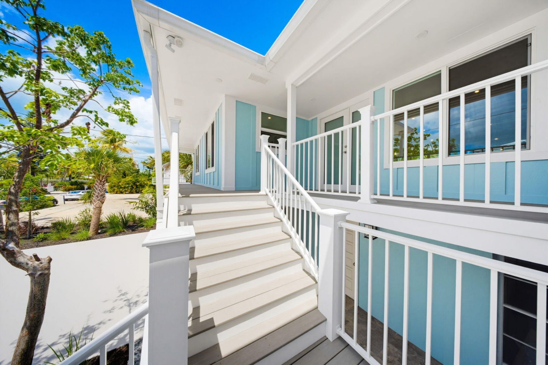 17042 W Starfish Lane, Sugarloaf, FL 33042 Photo
