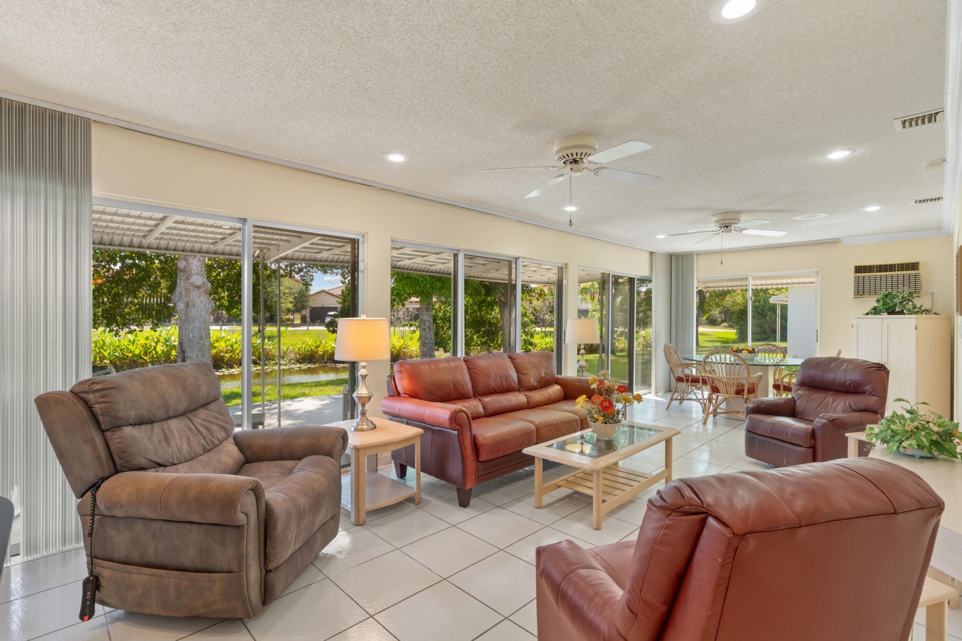 4915 NW 51st Avenue Nw, Tamarac, FL 33319 Photo