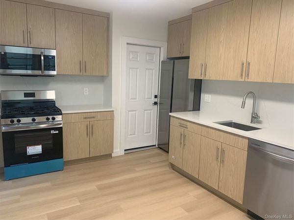36-4th St, Unit One, New Rochelle, NY 10801