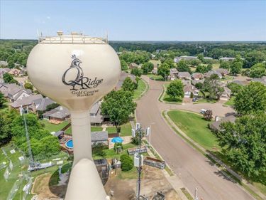 6406 QUAIL RIDGE DR, Bartlett, TN 38135