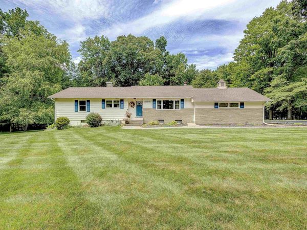 1395 New Gambier Road, Mount Vernon, OH 43050