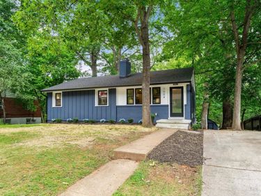1004 COTTONWOOD RD, Charlottesville, VA 22903