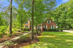 543 White Oak Circle photo 4