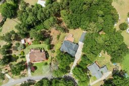 543 White Oak Circle photo 4